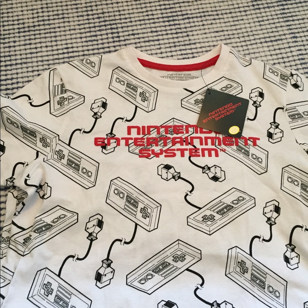 Kids NWT Nintendo tee